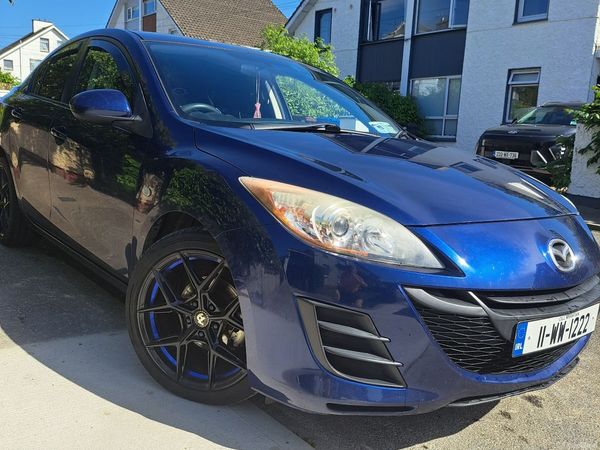 Mazda Mazda3 Saloon, Diesel, 2011, Blue