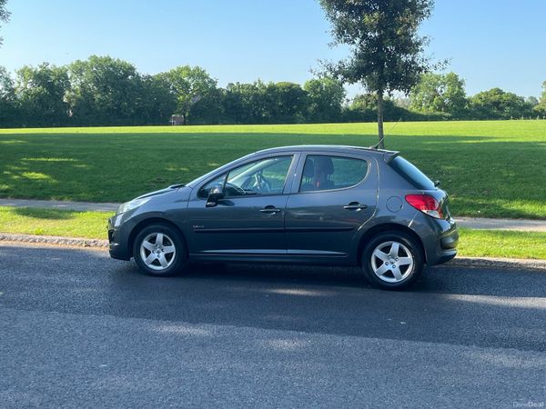 Peugeot 207 Hatchback, Diesel, 2010, Grey