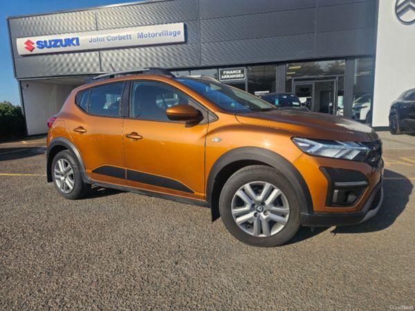 Dacia Sandero Stepway Hatchback, Gas, 2021, Orange