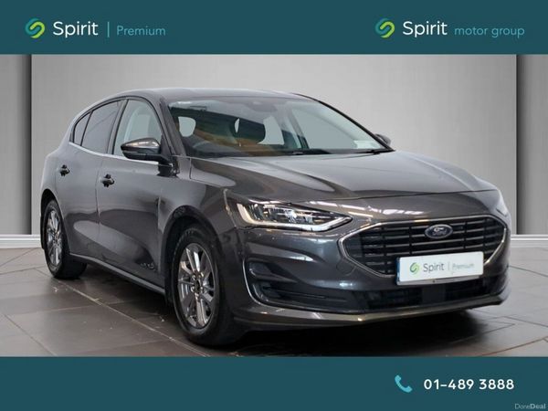 Ford Focus Hatchback, Diesel, 2023, Grey