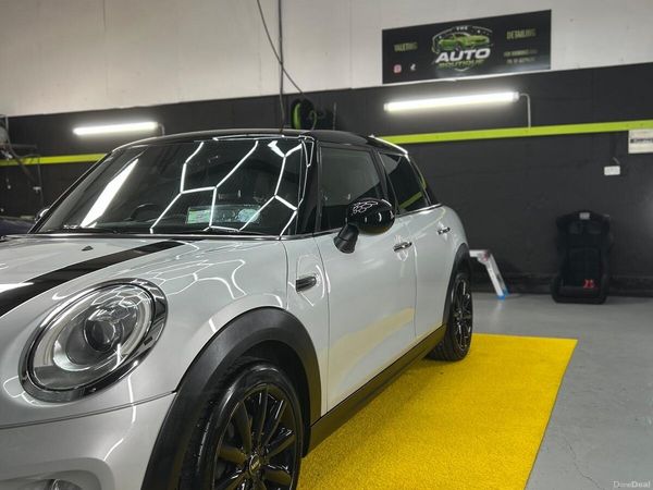 Mini Cooper Hatchback, Petrol, 2015, Silver