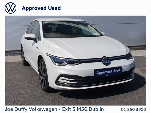 Volkswagen Golf Estate, Petrol, 2023, White