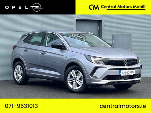Opel Grandland SUV, Diesel, 2024, Grey