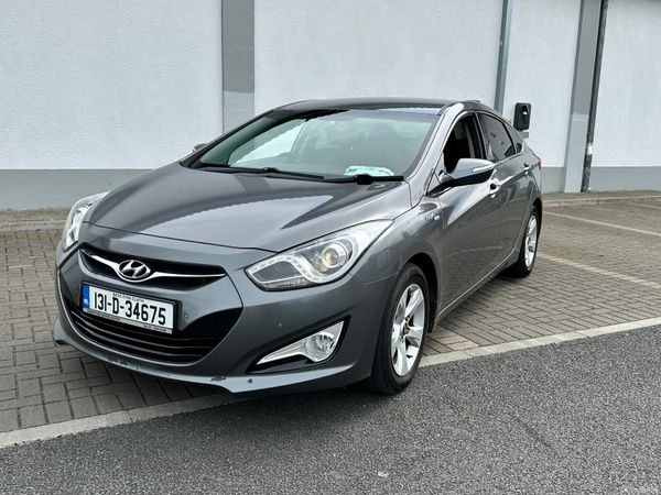 Hyundai i40 Saloon, Diesel, 2013, Silver