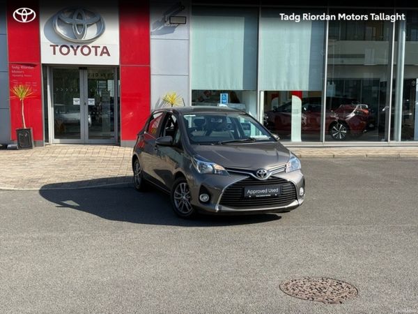 Toyota Yaris Hatchback, Petrol, 2017, Bronze