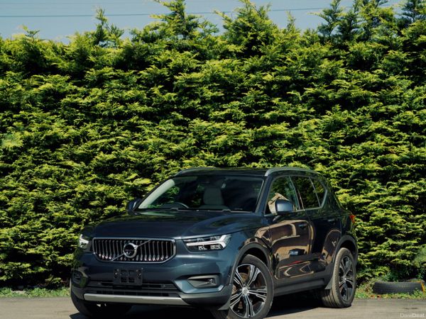 Volvo XC40 SUV, Petrol Plug-in Hybrid, 2020, Blue