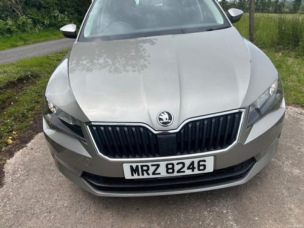 Skoda Superb Estate, Diesel, 2017, Silver