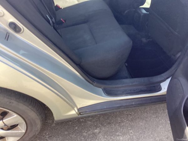 Toyota Avensis Saloon, Petrol, 2008, Silver