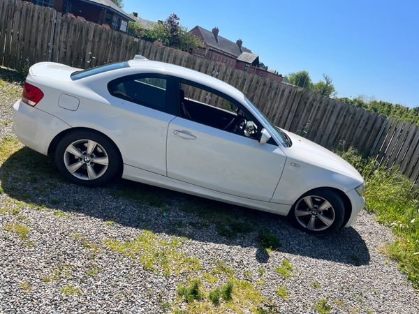 BMW 1-Series Coupe, Diesel, 2011, White