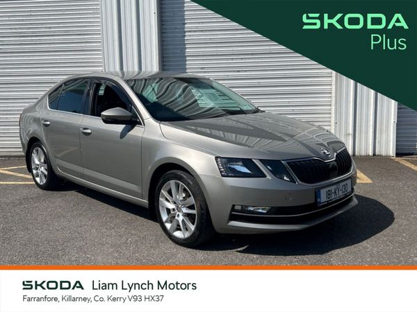 Skoda Octavia Saloon, Diesel, 2018, Yellow