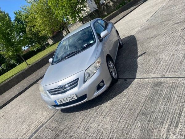 Toyota Corolla Saloon, Petrol, 2008, Silver