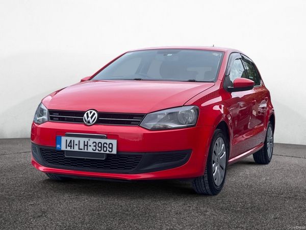 Volkswagen Polo Hatchback, Petrol, 2014, Red