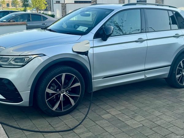 Volkswagen Tiguan SUV, Petrol Plug-in Hybrid, 2024, Grey