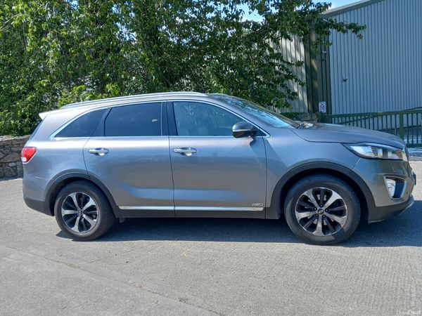 Kia Sorento SUV, Diesel, 2016, Grey