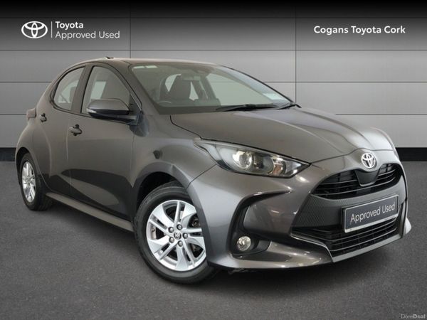 Toyota Yaris Hatchback, Petrol, 2023, Grey