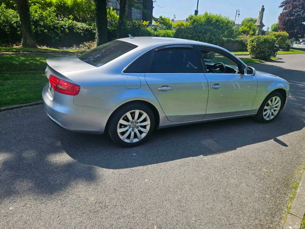 Audi A4 Saloon, Diesel, 2015, Silver