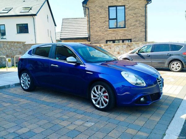 Alfa Romeo Giulietta Hatchback, Diesel, 2015, Blue