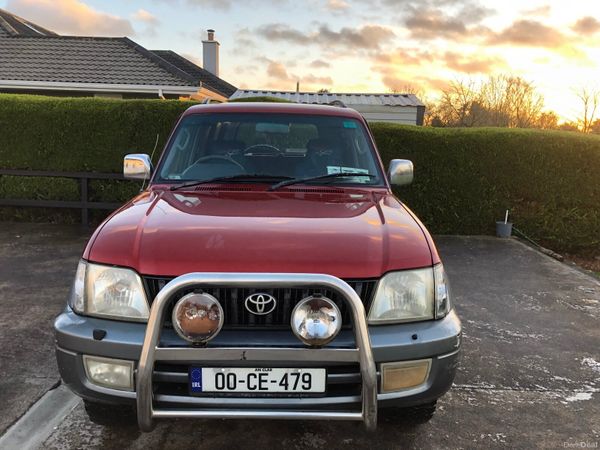 Toyota Land Cruiser SUV, Diesel, 2000, Red