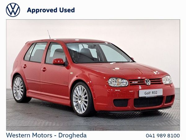 Volkswagen Golf Hatchback, Petrol, 2004, Red