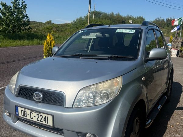 Daihatsu Terios SUV, Petrol, 2008, Silver