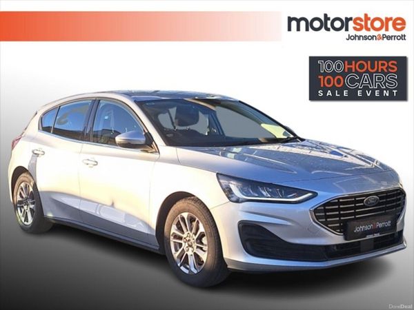 Ford Focus Hatchback, Petrol, 2023, Grey