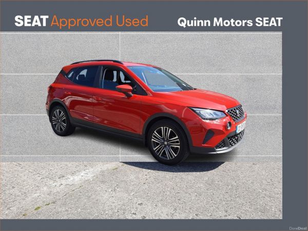 SEAT Arona Hatchback, Petrol, 2022, Red