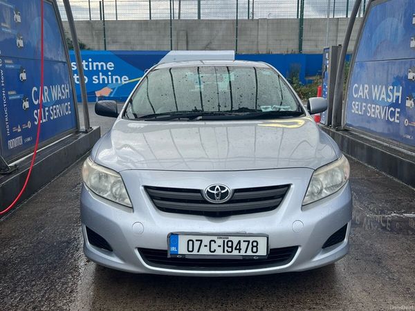 Toyota Corolla Saloon, Petrol, 2007, Silver