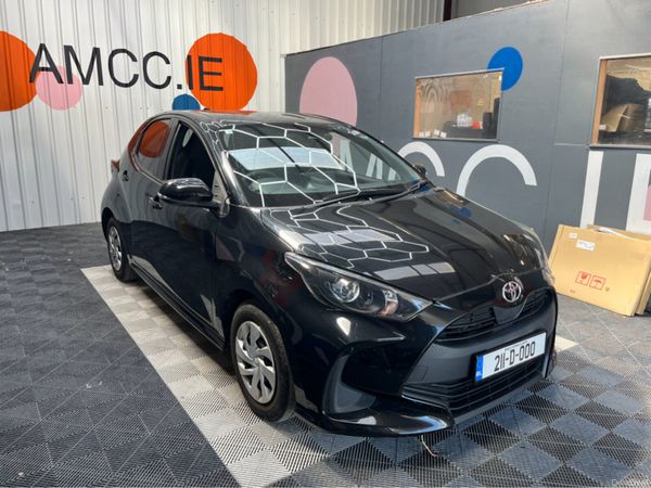 Toyota Yaris Hatchback, Petrol, 2021, Black