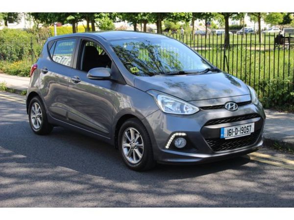 Hyundai i10 Hatchback, Petrol, 2016, Grey