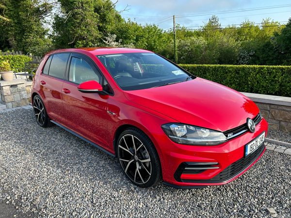 Volkswagen Golf Estate, Diesel, 2019, Red