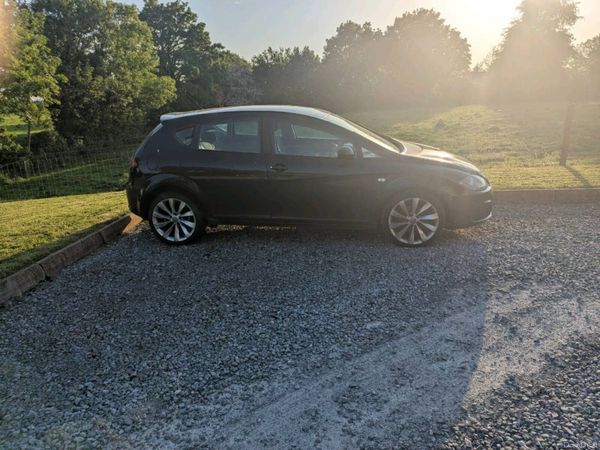 SEAT Leon Hatchback, Diesel, 2011, Black