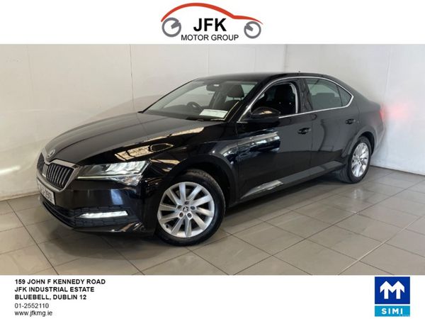 Skoda Superb Hatchback, Diesel, 2022, Black