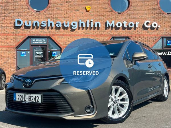 Toyota Corolla Saloon, Petrol Hybrid, 2022, Brown