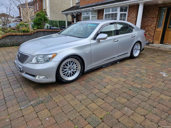 Lexus LS Saloon, Petrol, 2007, Silver
