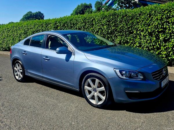 Volvo S60 Saloon, Diesel, 2017, Blue