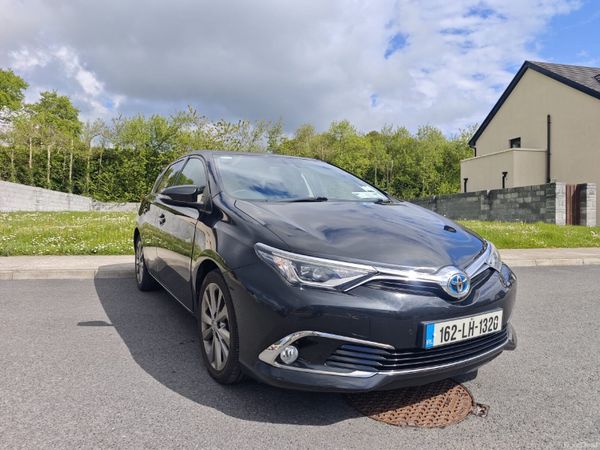 Toyota Auris Hatchback, Petrol Hybrid, 2016, Black
