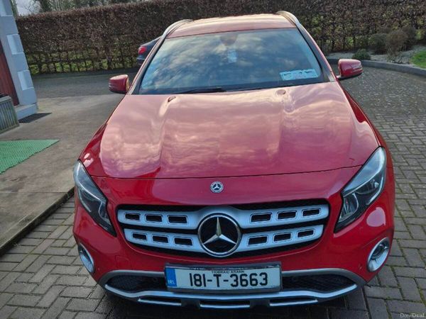 Mercedes-Benz GLA SUV, Diesel, 2018, Red