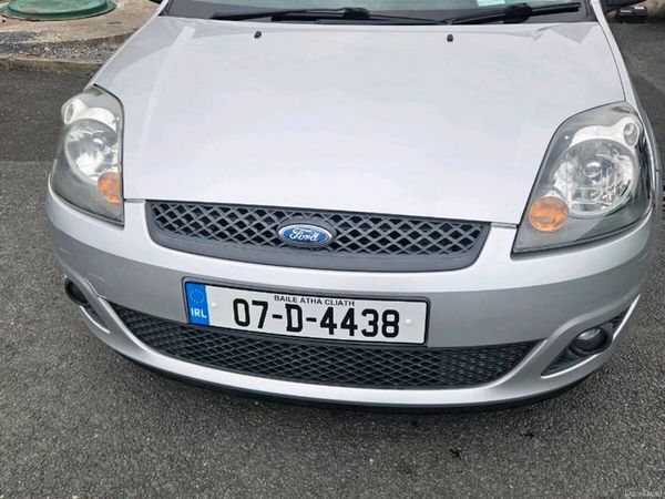 Ford Fiesta Hatchback, Petrol, 2007, Silver