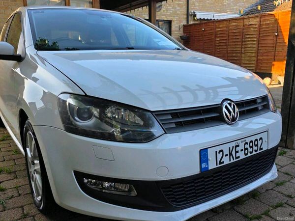 Volkswagen Polo Hatchback, Petrol, 2012, White