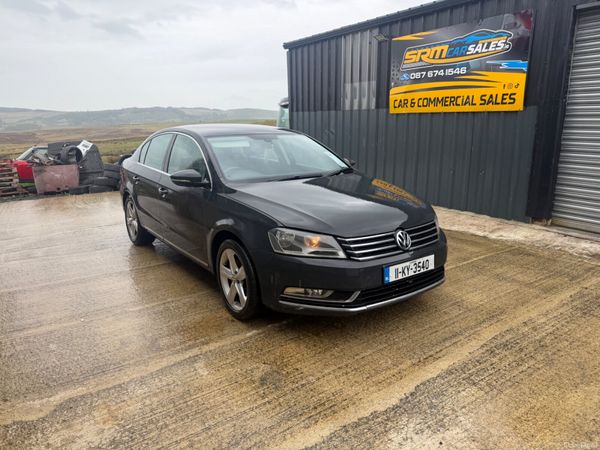 Volkswagen Passat Saloon, Diesel, 2011, Grey