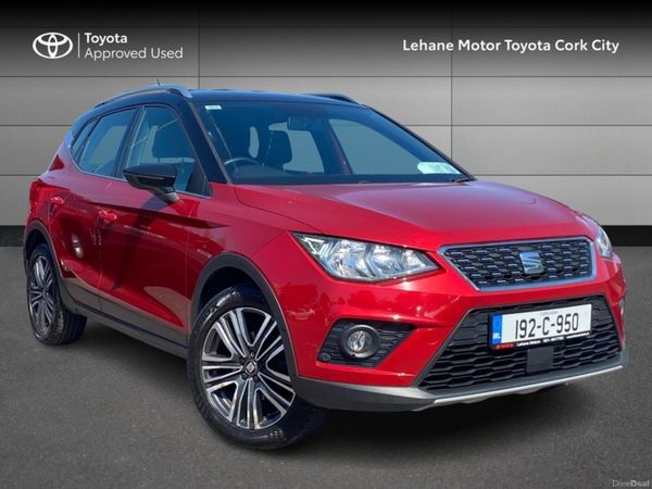 SEAT Arona Hatchback, Petrol, 2019, Red