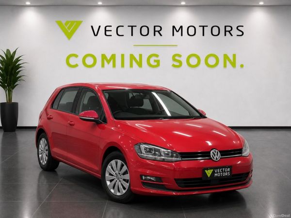 Volkswagen Golf Hatchback, Petrol, 2016, Red