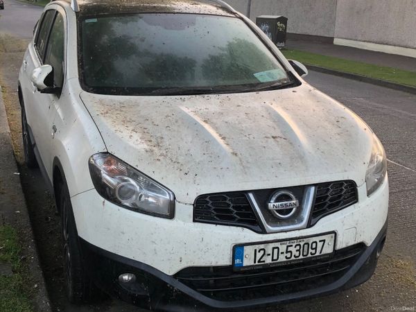 Nissan Qashqai Hatchback, Diesel, 2012, White