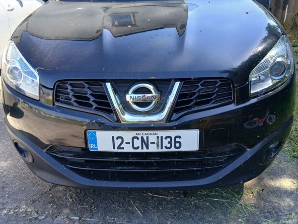 Nissan Qashqai Hatchback, Diesel, 2012, Black
