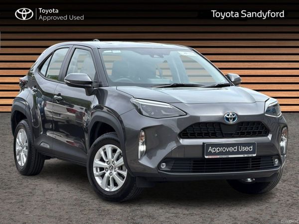 Toyota Yaris Cross Hatchback, Petrol Hybrid, 2023, Grey