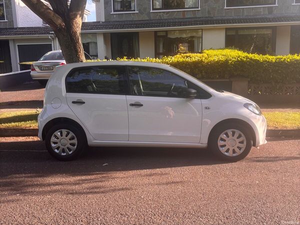 Skoda Citigo Hatchback, Petrol, 2014, White