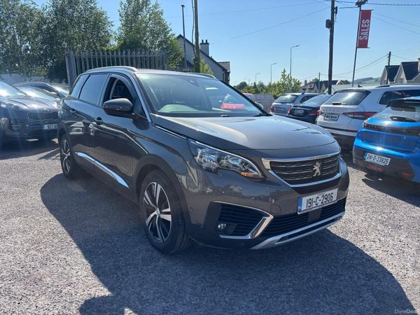 Peugeot 5008 MPV, Diesel, 2019, Grey