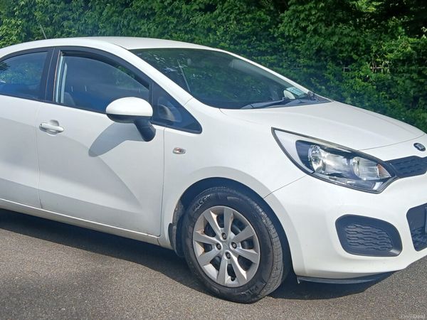 Kia Rio Hatchback, Petrol, 2012, White
