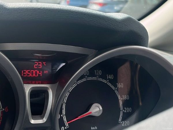 Ford Fiesta Hatchback, Petrol, 2010, Grey