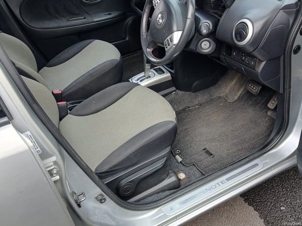 Nissan Note MPV, Petrol, 2010, Silver